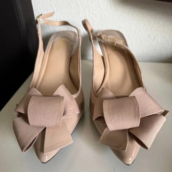 J.Renee Tan Slingback Heels with Bow Detail - Picture 2 of 7